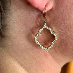 *must bundle to get $9 price* gold tone diamond shine drop earrings